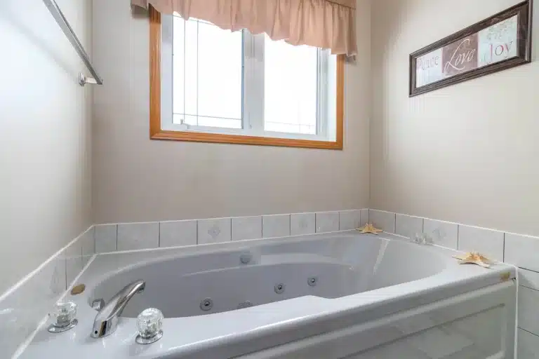 Real Estate Photography services in Calgary, AB - Bathroom Portfolio