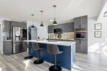 Modern Kitchen - Photos 4 Real Estate